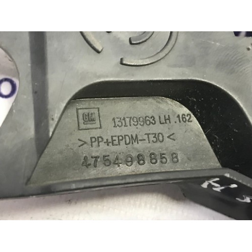 Кронштейн переднього бампера лівий Opel Corsa D 2006-2014 13179963